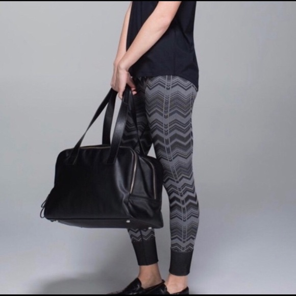 lululemon athletica Pants - Lululemon Ebb to Street Pant Black Chevron Print